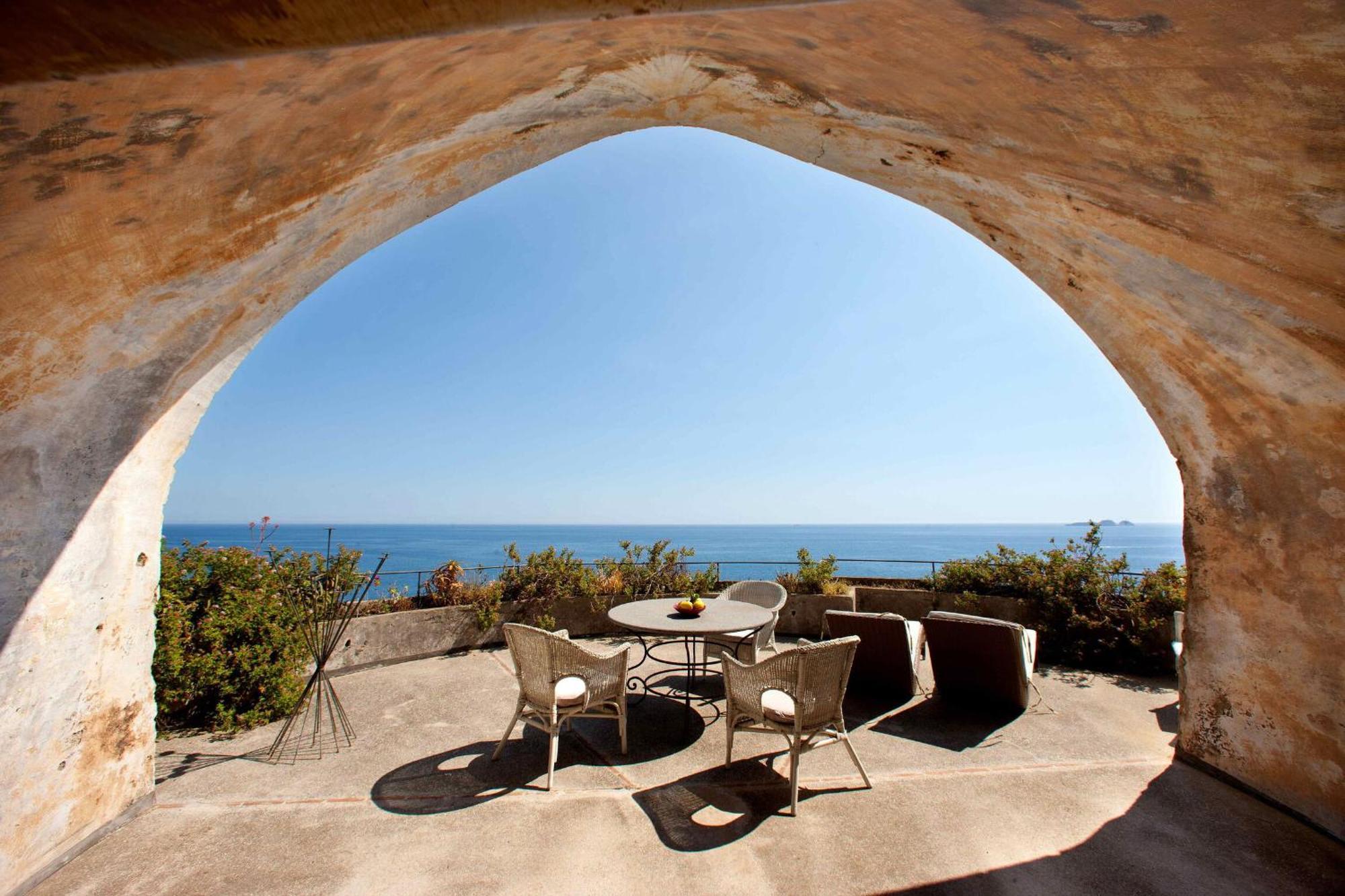 Villa con Vista Mare